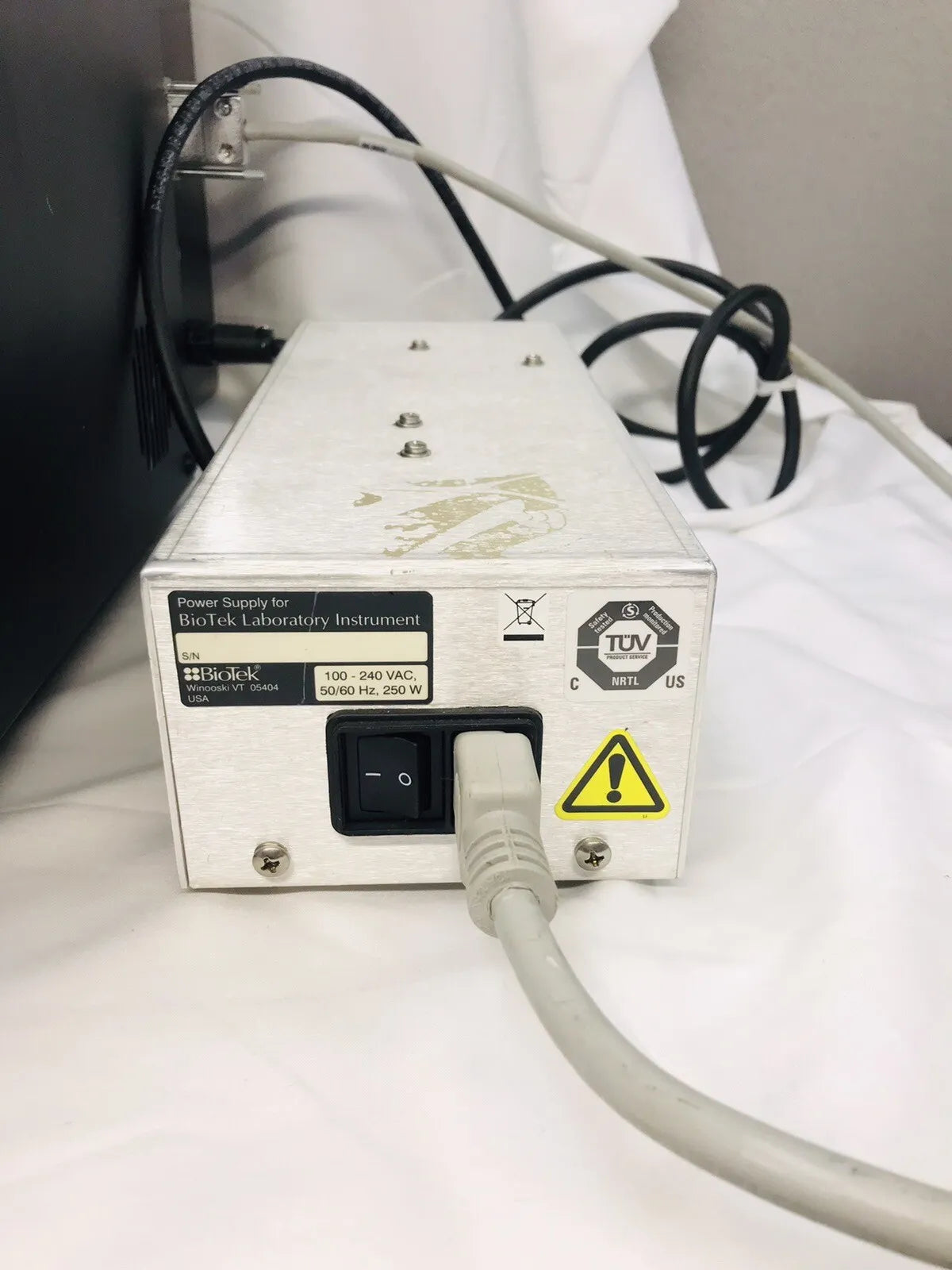 Bio-Tek Instruments Synergy MX Microplate Reader with Power Supply & Dispenser