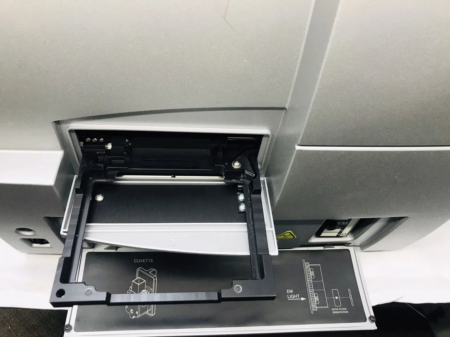 Bio-Tek Instruments Synergy MX Microplate Reader with Power Supply & Dispenser