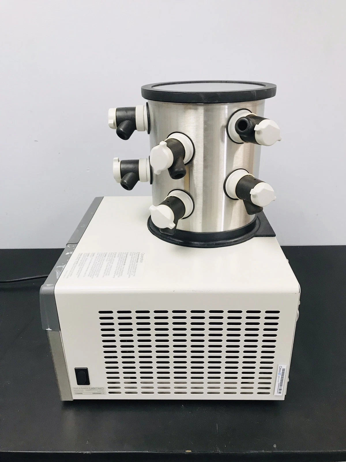Labconco FreeZone 4.5 Liter Benchtop Freeze Dry System 7750020 10 Port Manifold