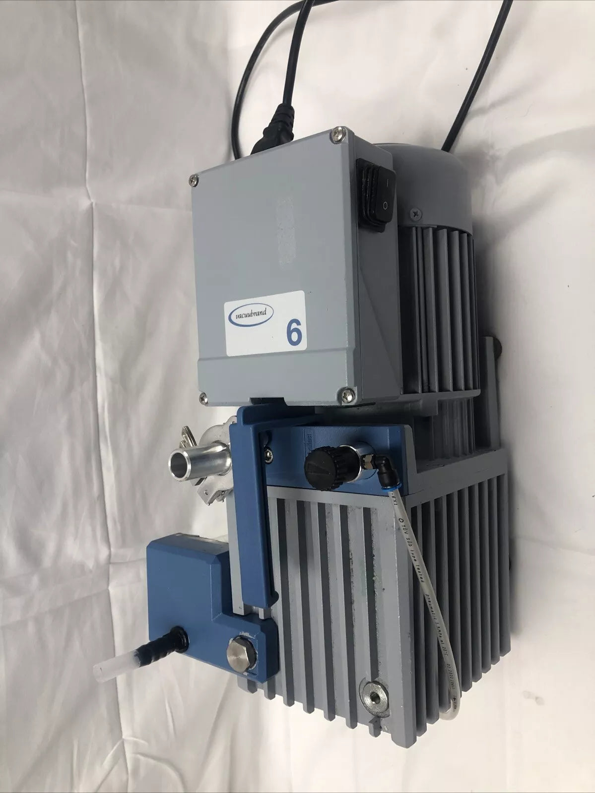 Vacuubrand RE 6W Rotary Vane Vacuum Pump YEAR 2016 Tested Working