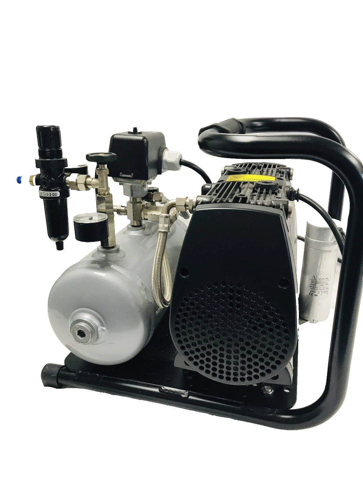 Gast Jun-Air OF302 -4B Oil-Less Air Compressor ( 120V, 12.2bar, 4-Liter Tank )