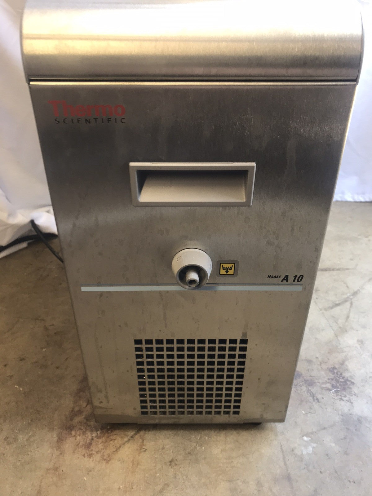 Thermo Scientific Haake A10 Recirculating Chiller with Haake SC 100 Controller