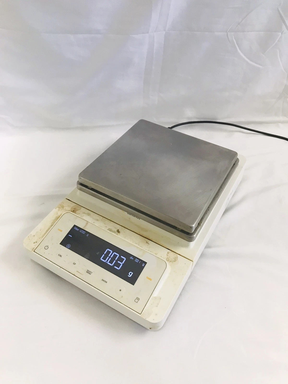 Sartorius MSE1202S-100-D0 Cubis Analytical Balance 1200 g 0.01 g Tested Working