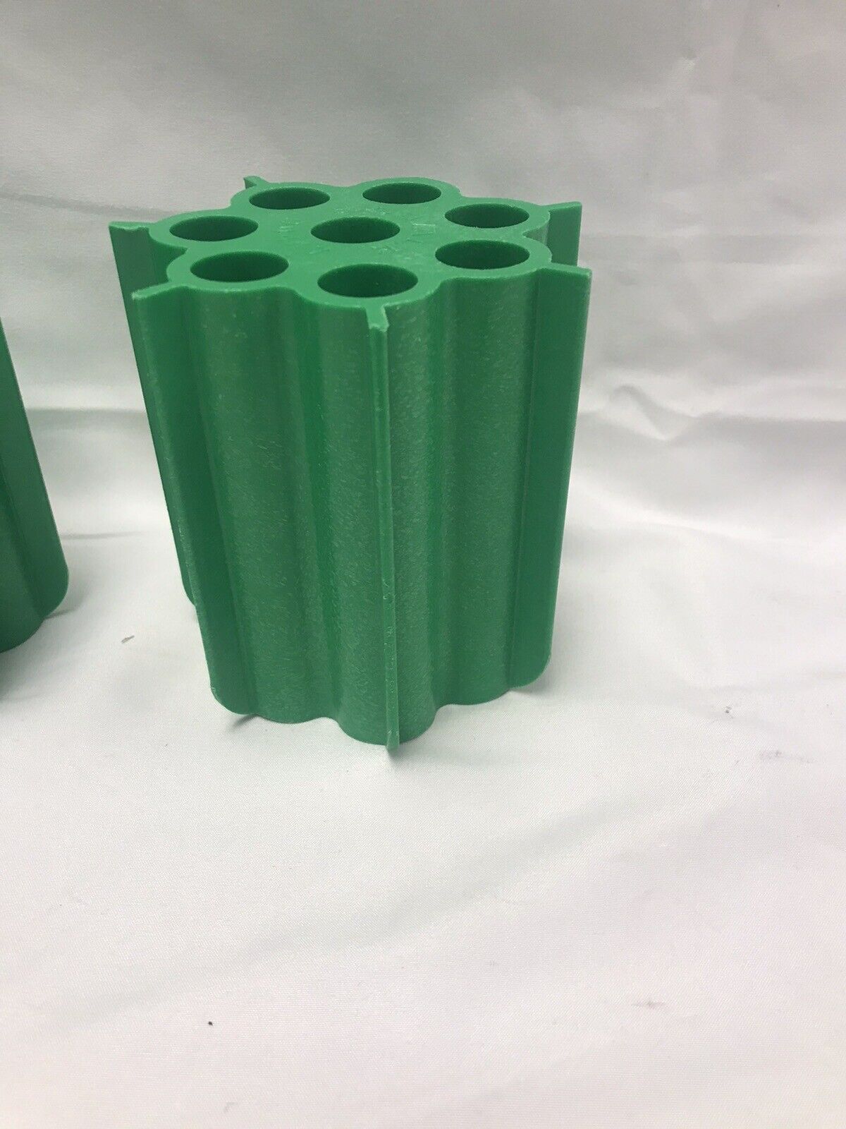 Lot of 2 Slightly Damaged Sorvall 00447 Adapter 15mL 17x120mm Conical 8-place
