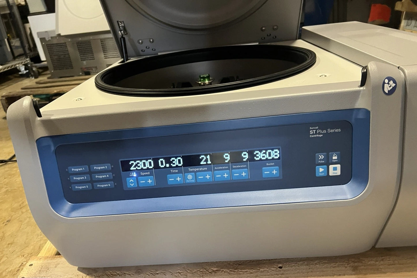 2023 Thermo Scientific Sorvall X4R Pro-MD Benchtop Centrifuge and MD-20 Plate Carrier