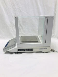 Mettler Toledo XS603S Scale 610g Capacity x 1mg Readability with Charger Tested