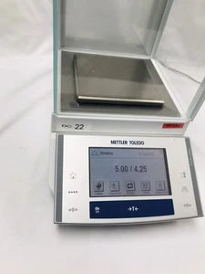 Mettler Toledo XS603S Scale 610g Capacity x 1mg Readability with Charger Tested