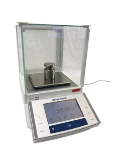 Mettler Toledo XS603S Scale 610g Capacity x 1mg Readability with Charger Tested
