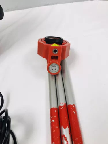 Leica Geosystems TPS300 / TCR307 Total Station TCR-307 Laser Series Reflectorless