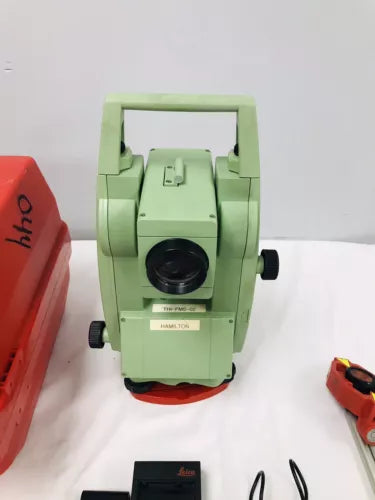 Leica Geosystems TPS300 / TCR307 Total Station TCR-307 Laser Series Reflectorless