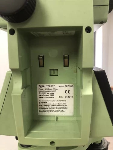 Leica Geosystems TPS300 / TCR307 Total Station TCR-307 Laser Series Reflectorless