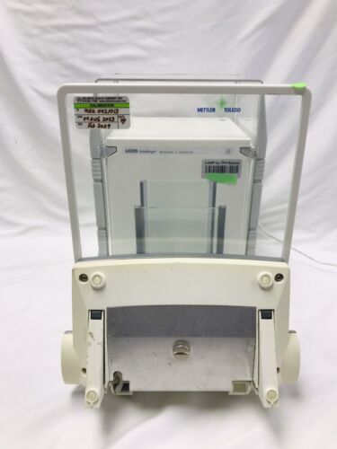 Mettler Toledo AX205DR Delta Range Analytical Balance Max 81g/220g AX205