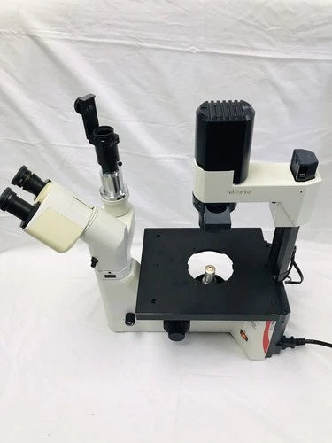 Leica - Leitz DM IL Inverted Phase Contrast Microscope With 4 Objectives DMIL