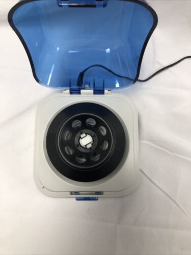 Labnet C1601 Mini Microcentrifuge Tested Working C1601-B Blue 6000 rpm