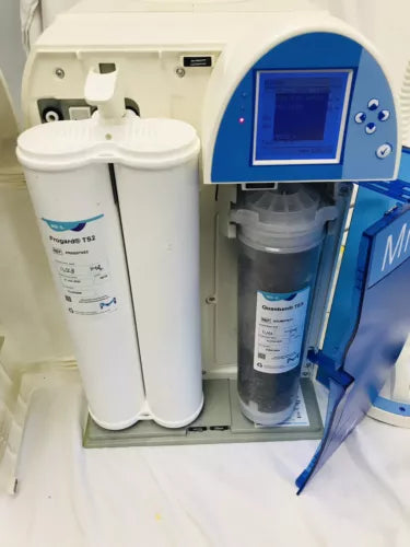 Millipore Milli-Q Integral 10 A10 Water Purification System W. Tank & Q-Pod