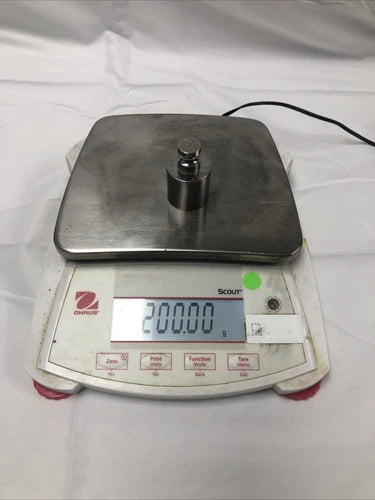 OHAUS SPX2202 SCOUT SPX Portable Scale Precision Balance 2,200 grams x 0.01 gram