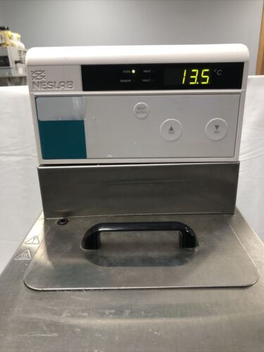 Neslab RTE-111 Circulating Bath Chiller w/ Lid 115 volt Tested Working