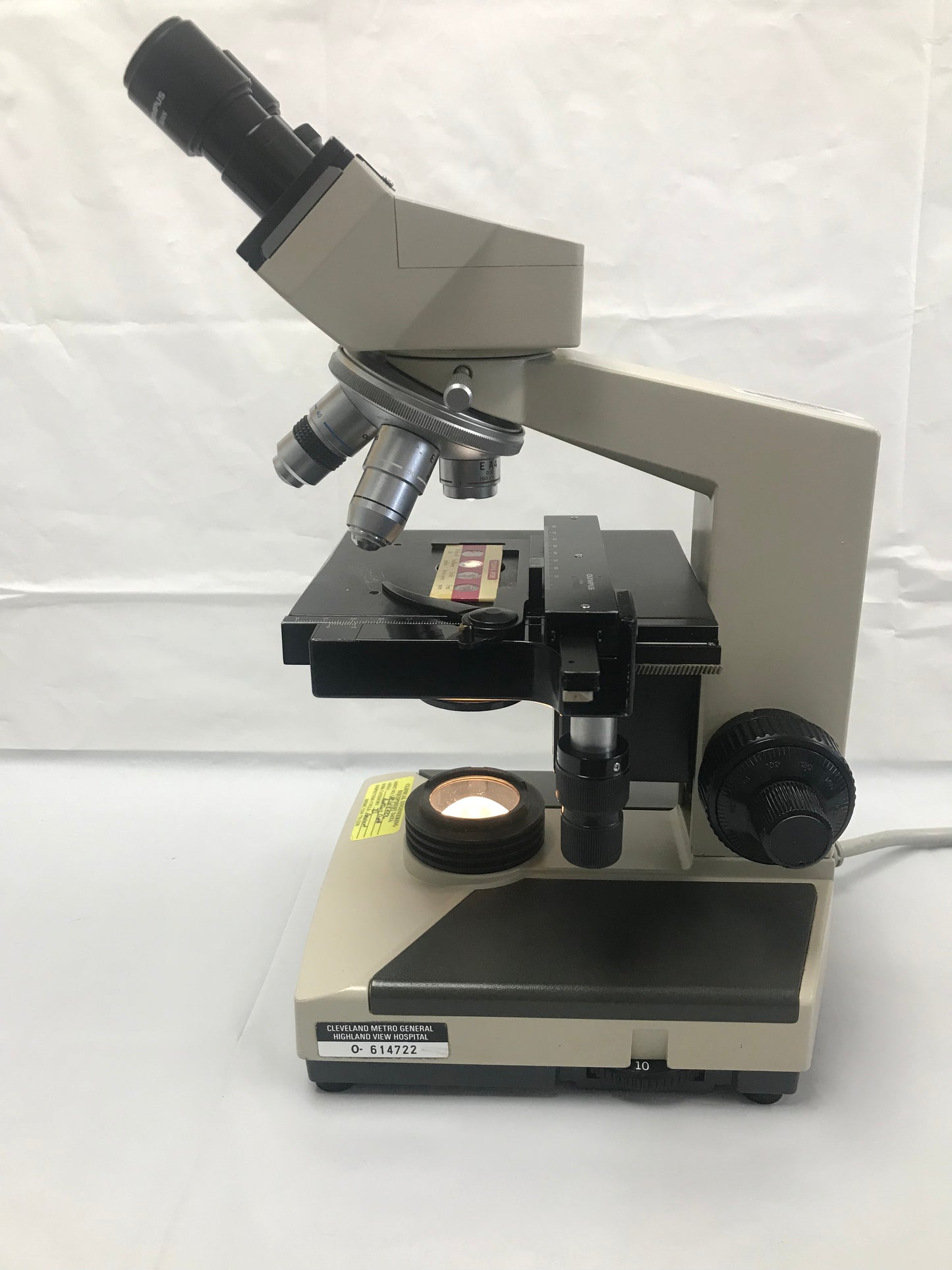 Olympus CH2 CH-2 Microscope 4 Objectives 4x 10x 40x & 100x & Lamp