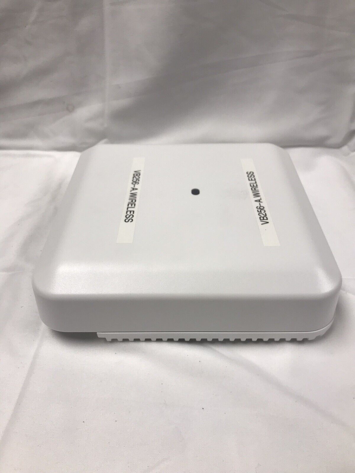 Cisco AIR-AP3802I-B-K9 Aironet 3802 Series Dual Band Wireless Access Point