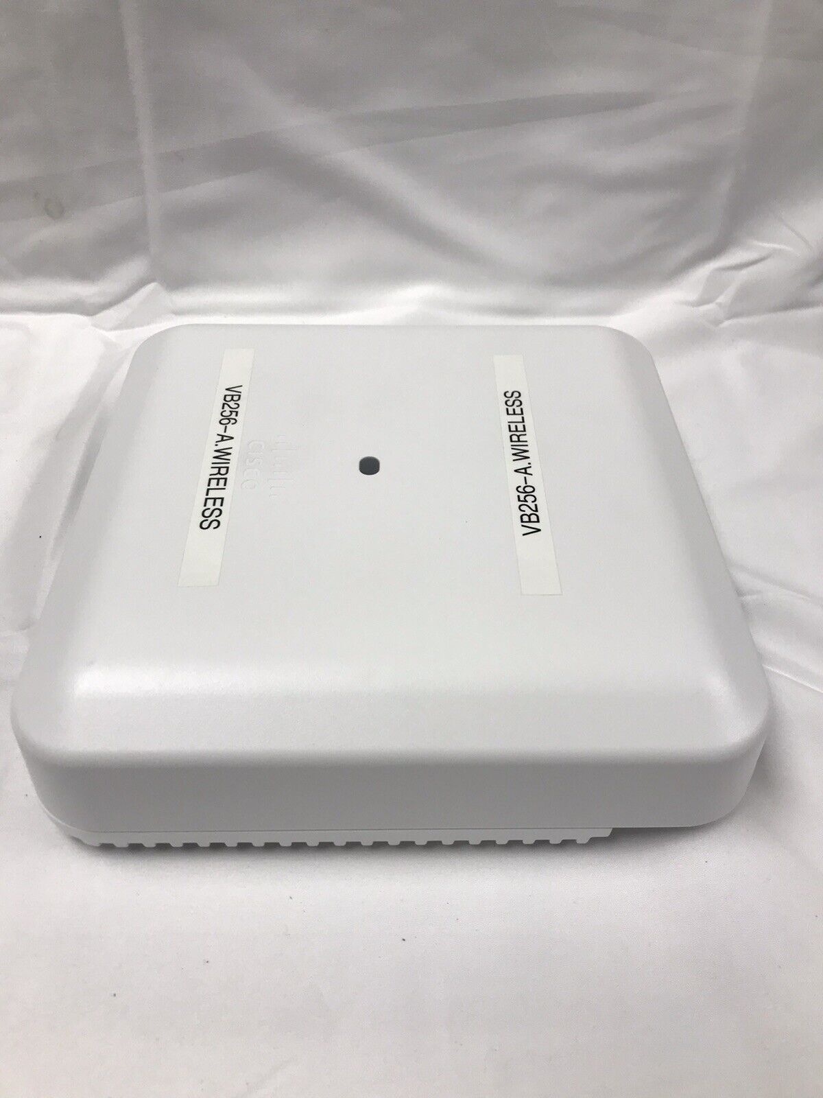 Cisco AIR-AP3802I-B-K9 Aironet 3802 Series Dual Band Wireless Access Point