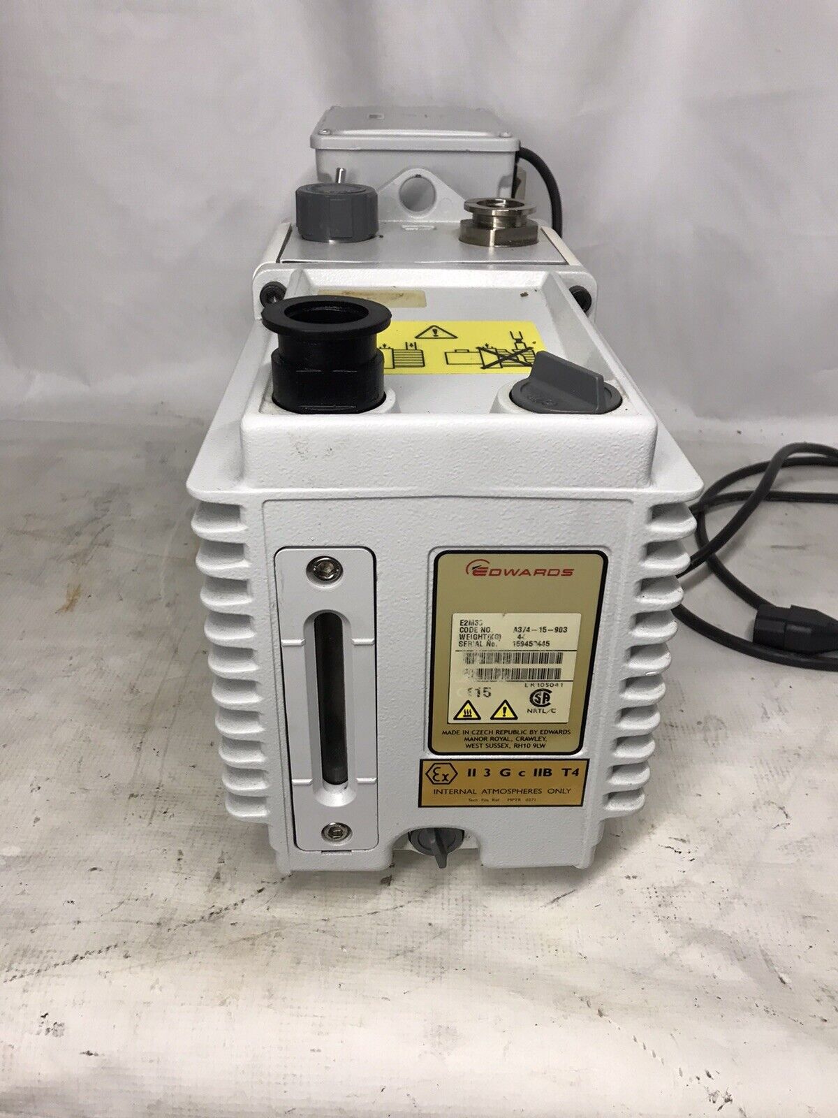 EDWARDS E2M30 Dual Stage Rotary Vane Vacuum Pump - TESTED warranty