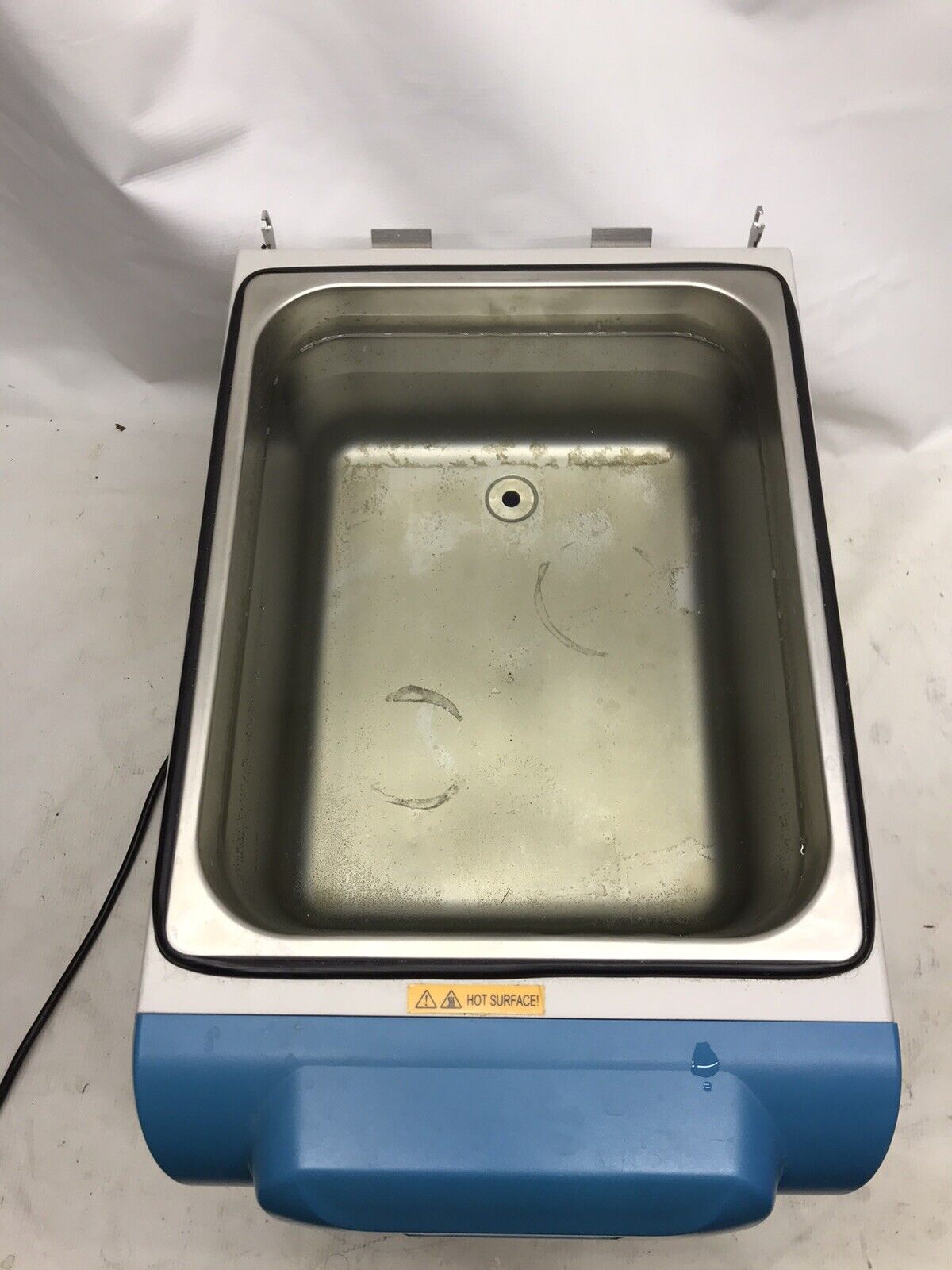 Benchmark Scientific MyBath 8L 8 Liters Water Bath B2100-08