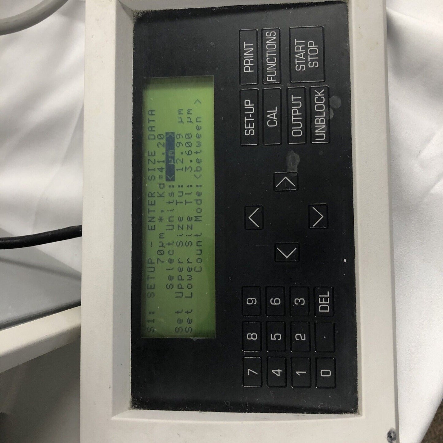 Beckman Coulter Z1-D Particle Cell Counter Size Analyzer Power Up video
