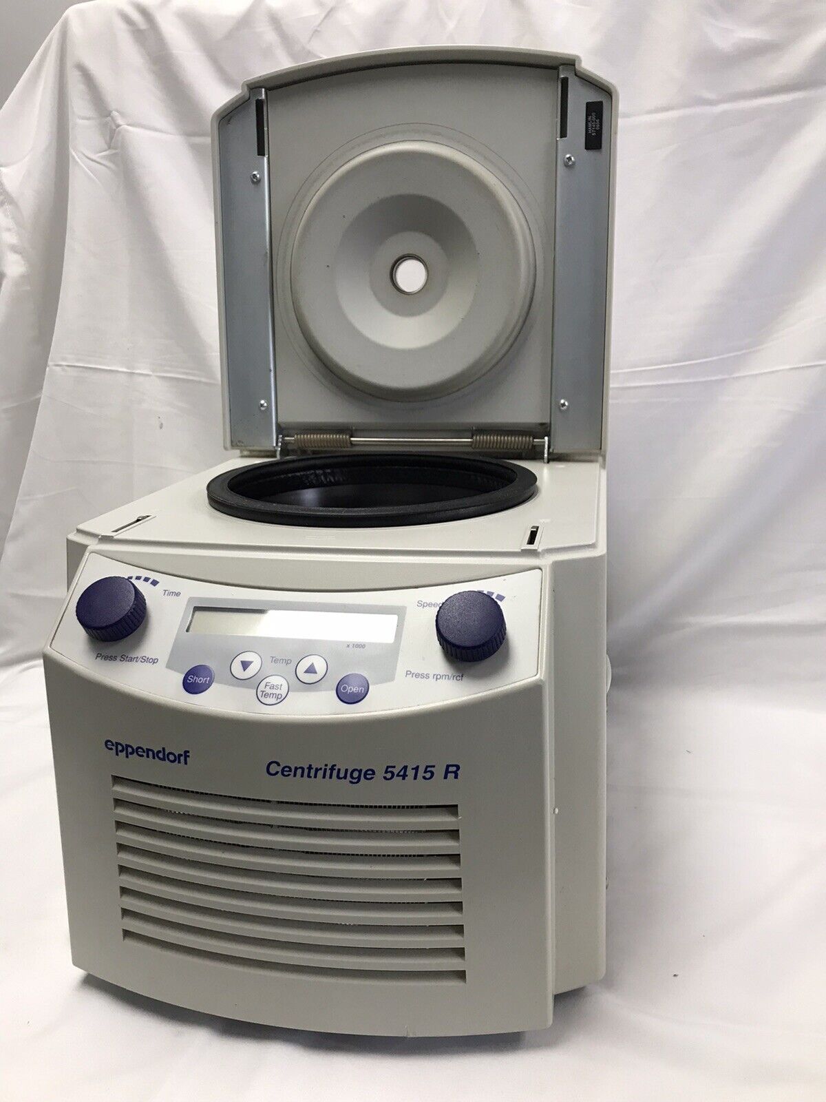 Eppendorf 5415R Refrigerated Centrifuge w/ F-45-24-11 Rotor for Parts Repair NPU