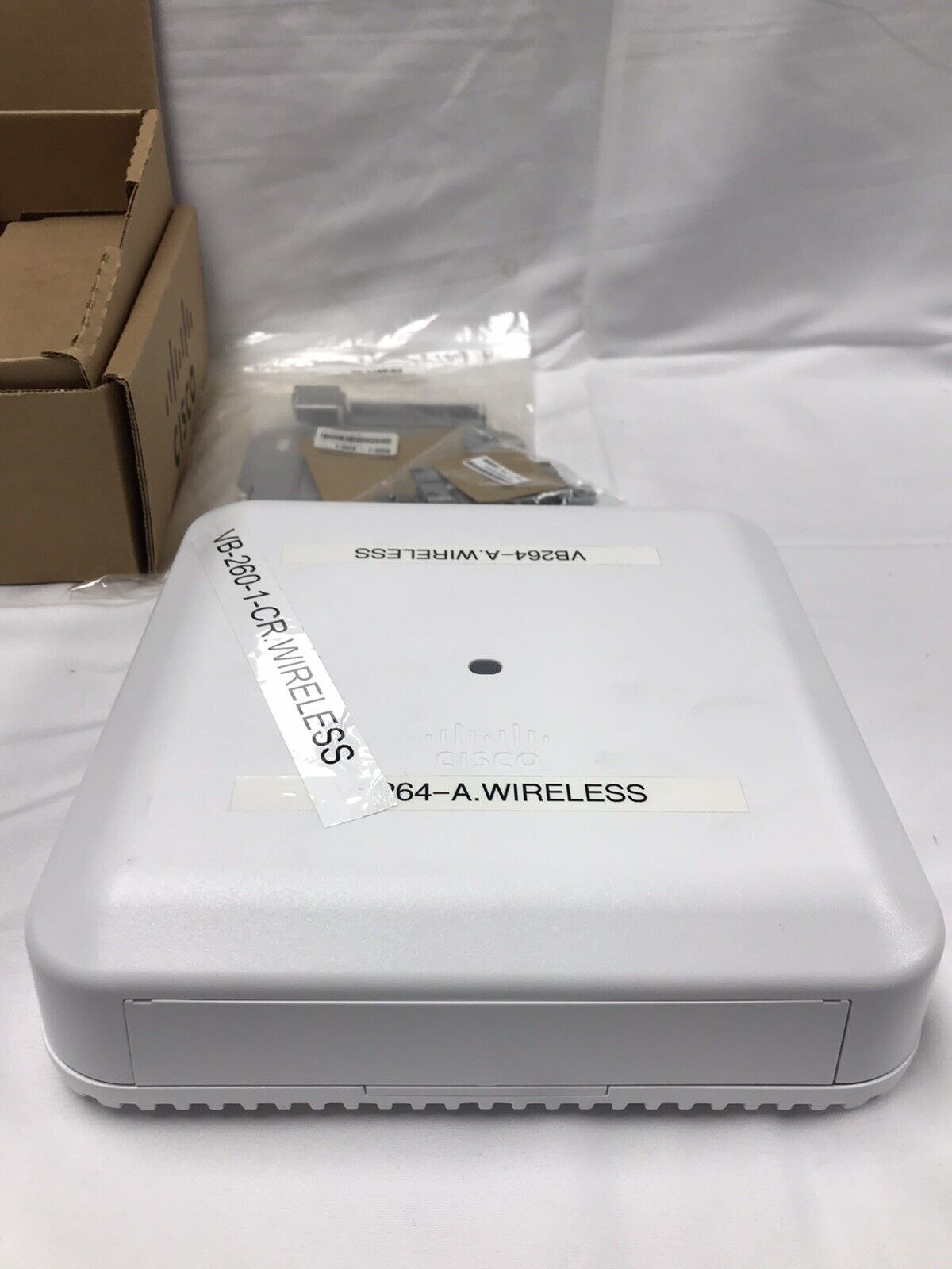 Cisco AIR-AP3802I-B-K9 Aironet 3802 Series Dual Band Wireless Access Point