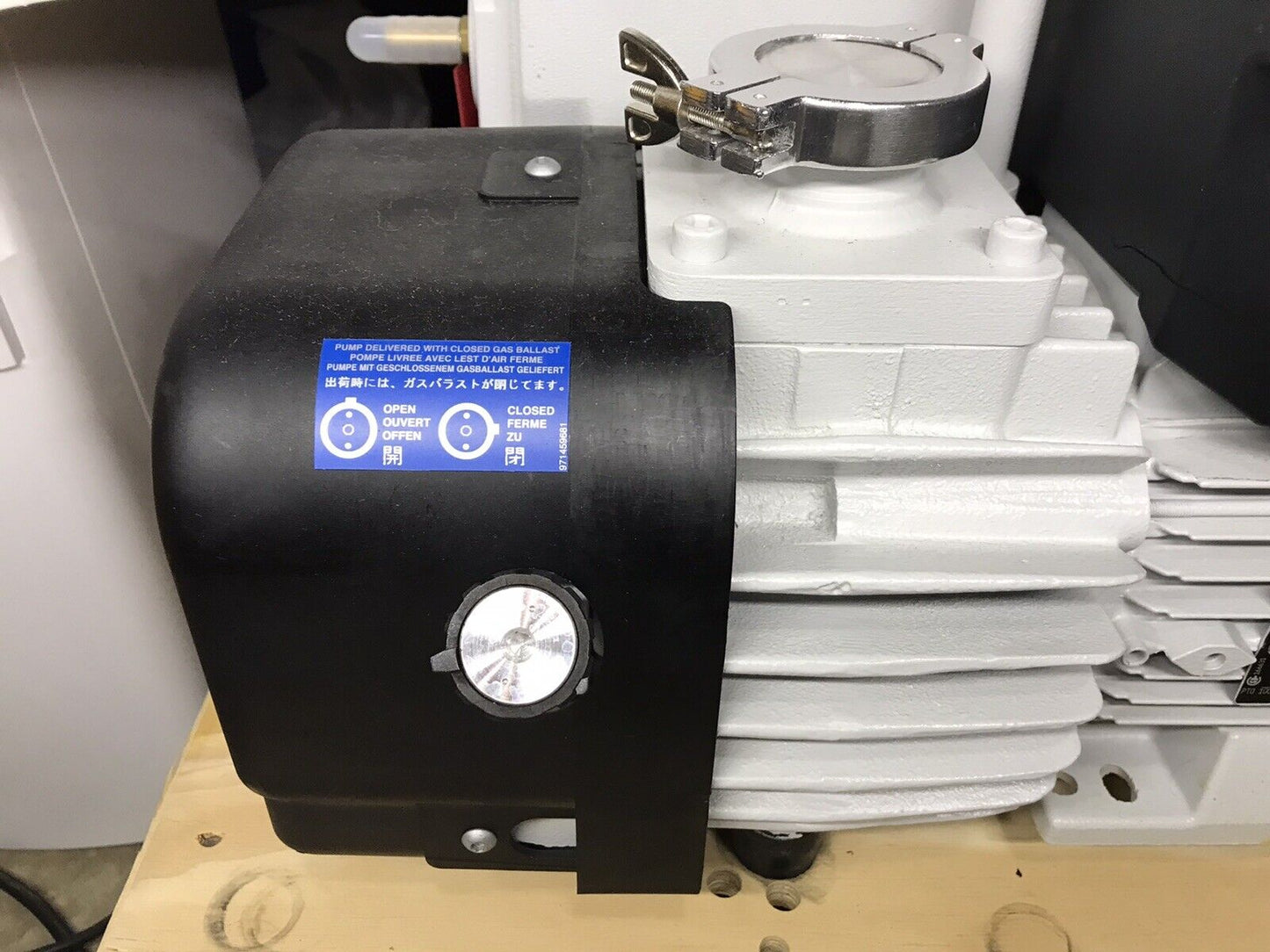 Leybold SOGEVAC Vacuum Pump SV 40-65 BIFC untested