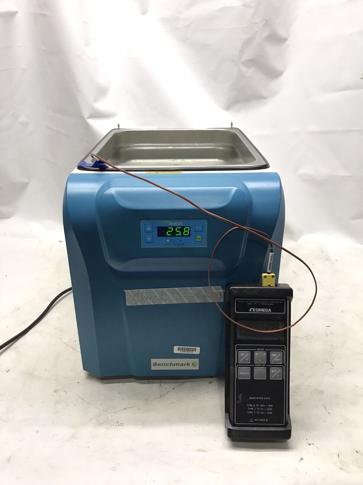 Benchmark Scientific MyBath 8L 8 Liters Water Bath B2100-08